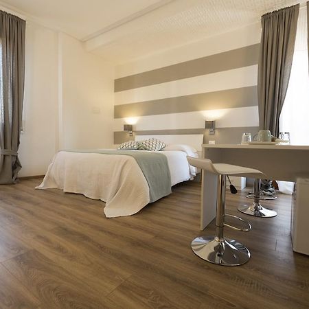 Suite Simonetta Sarzana Exterior foto